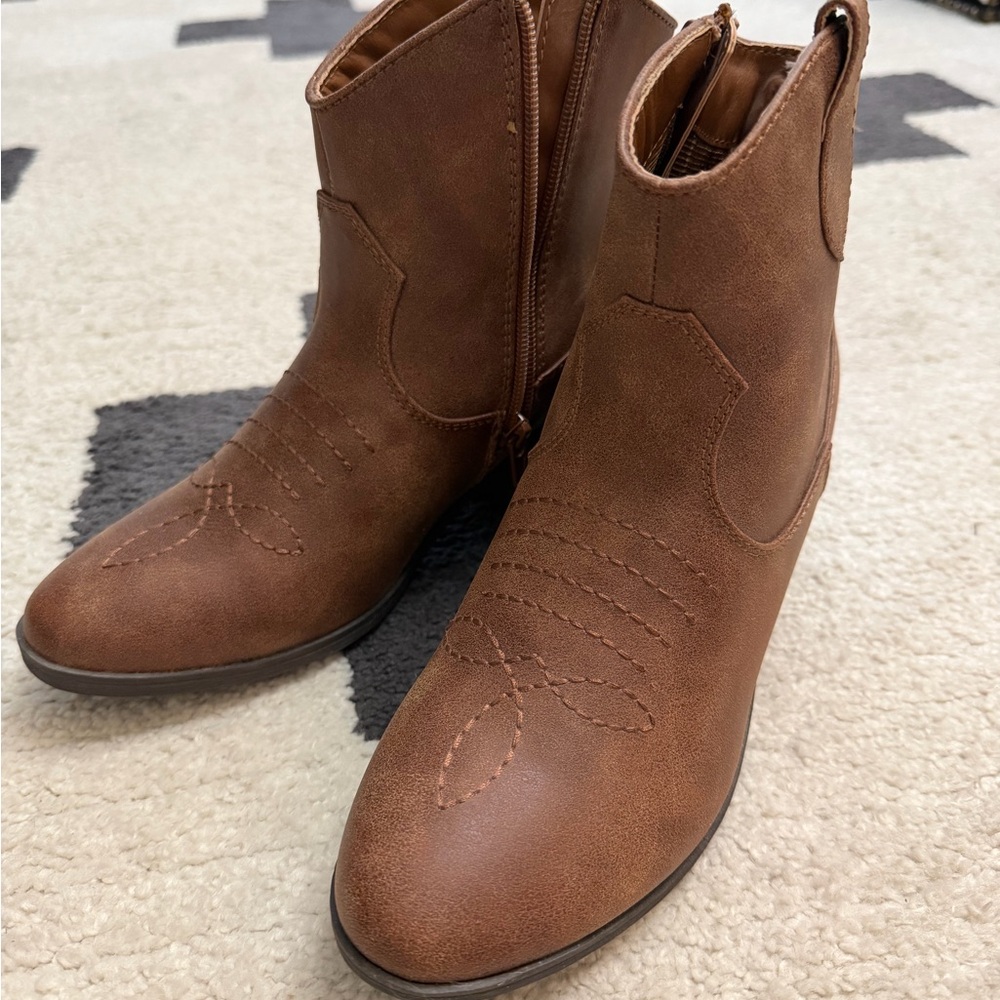 True Craft Tan Ankle Booties